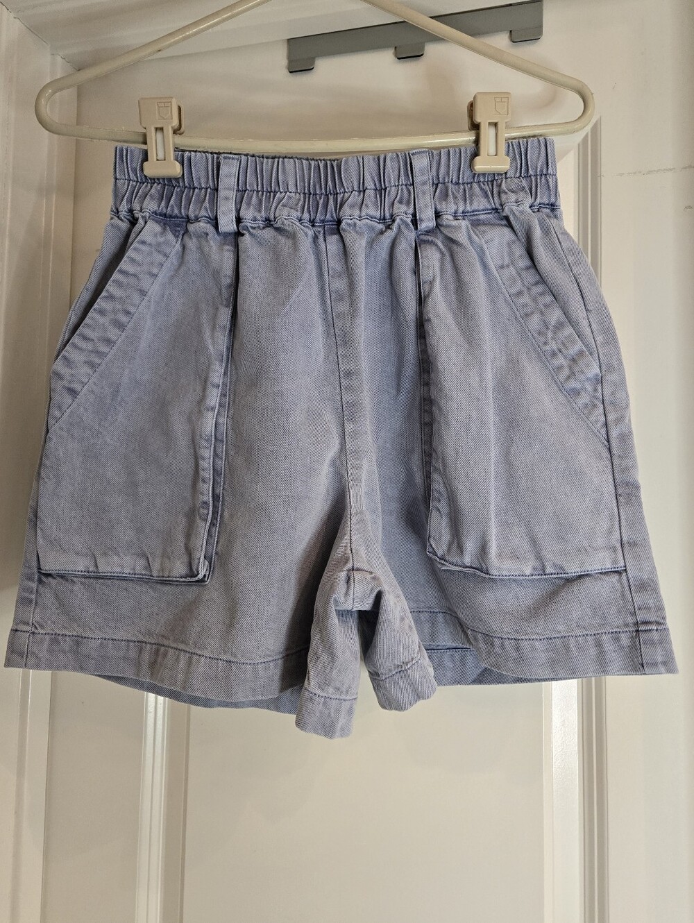 YFB Young Fabulous & Broke Wom Blue Denim Jean Shorts Elastic Waist, Size Medium